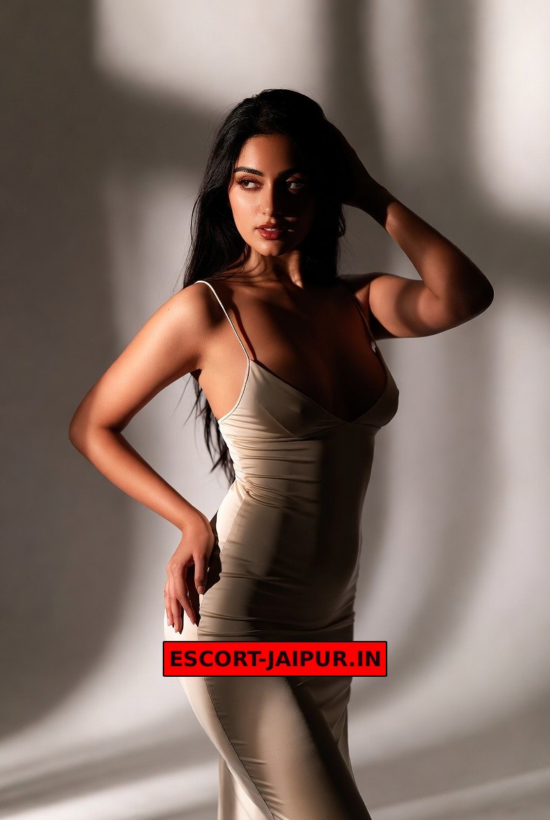 Curvy hot Jaipur escort model